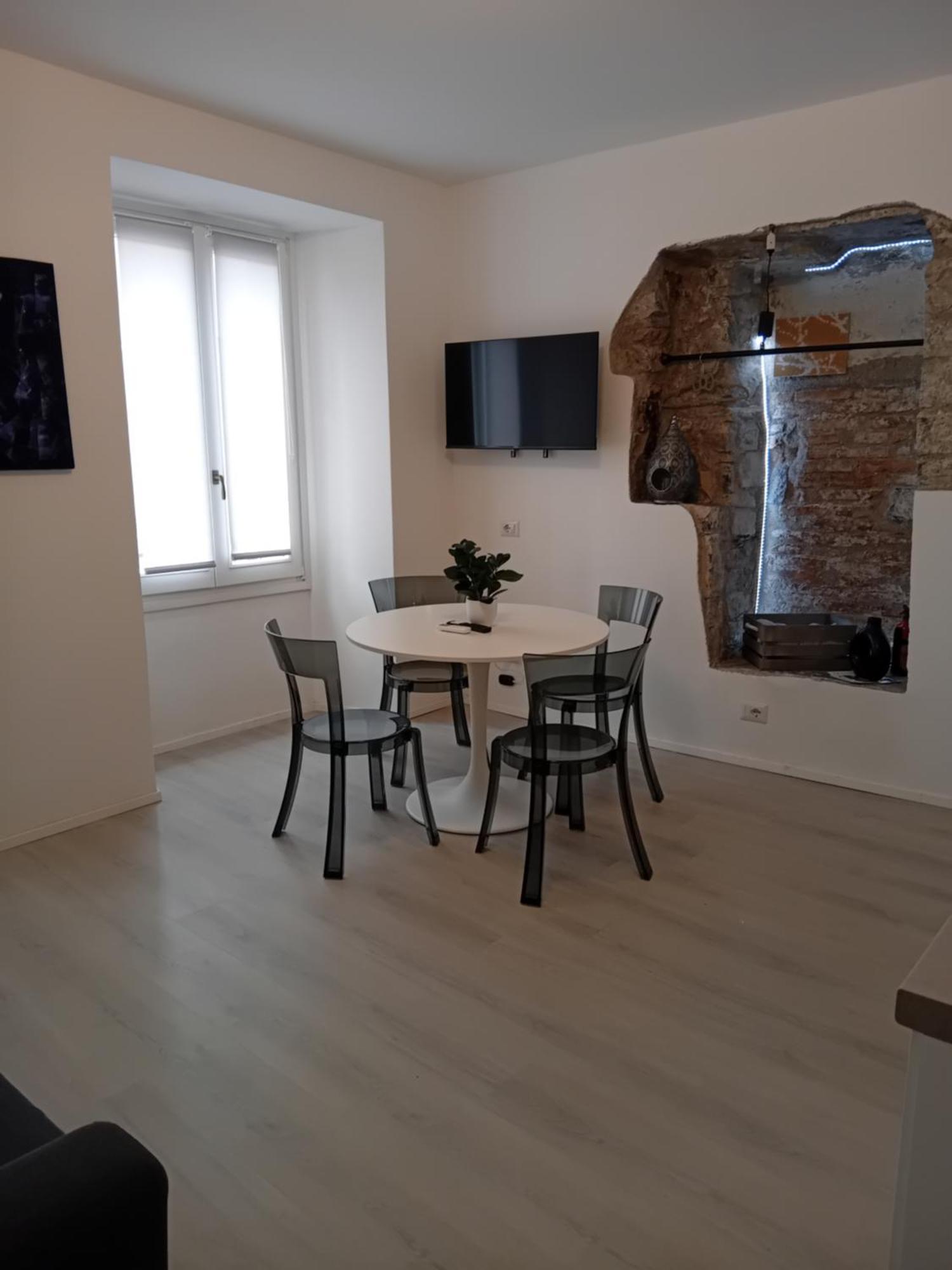 History Luxury Central Apartment By Revenue House Como Exterior photo